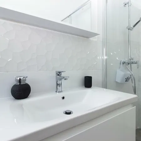 Oasis Deluxe In Center سبليت