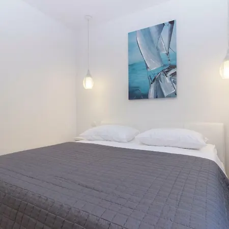 Oasis Deluxe In Center سبليت